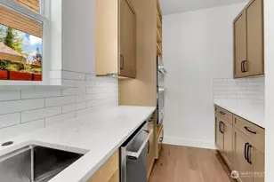 5921 164th St SW, Lynnwood, WA 98037 - Photo 6
