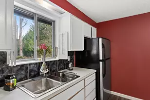 16445 Ambaum Blvd S, Burien, WA 98148 - Photo 28