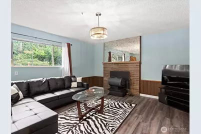 16445 Ambaum Boulevard S, Burien, WA 98148 - Photo 8