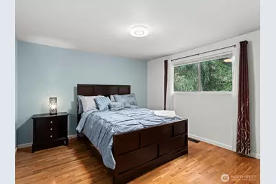 16445 Ambaum Boulevard S, Burien, WA 98148 - Photo 16