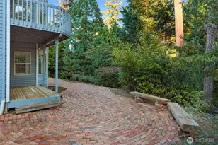 8436 129th Pl SE, Newcastle, WA 98056 - Photo 22