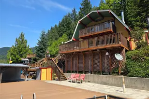 350 Longfellow Rd, Port Angeles, WA 98363 - Photo 2