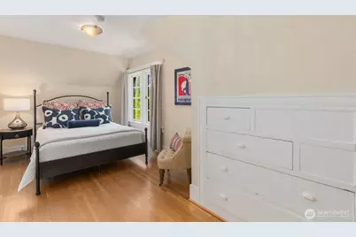 1624 E McGraw Street, Seattle, WA 98112 - Photo 16