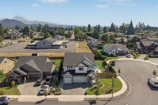 2690 Wyrick Ct, Enumclaw, WA 98022 - Photo 32
