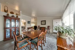 2101 S 324th St, Federal Way, WA 98003 - Photo 2