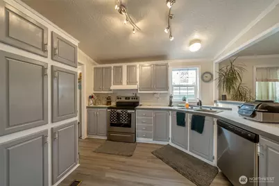 2101 S 324th Street #73, Federal Way, WA 98003 - Photo 12