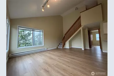 3660 Whitman Avenue N, Seattle, WA 98103 - Photo 24