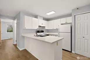 3660 Whitman Ave N, Seattle, WA 98103 - Photo 12