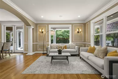 1308 100th Avenue NE, Bellevue, WA 98004 - Photo 4