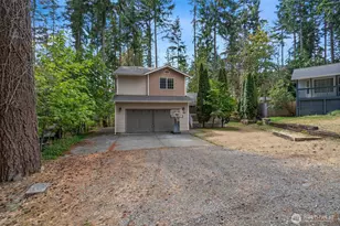 18133 Stoney Ct SE, Yelm, WA 98597 - Photo 2