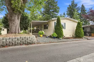 18425 NE 95th St, Redmond, WA 98052 - Photo 1