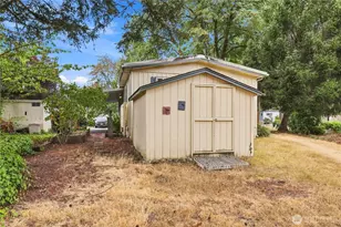 18425 NE 95th St, Redmond, WA 98052 - Photo 20