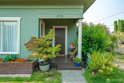 246 4th Avenue NW, Puyallup, WA 98371 - Photo 2