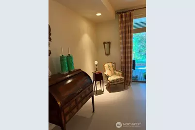 10015 NE 4th Street #1002, Bellevue, WA 98004 - Photo 6