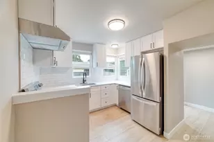 910 E Main St, Auburn, WA 98002 - Photo 6