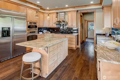 514 205th Avenue NE, Sammamish, WA 98074 - Photo 8