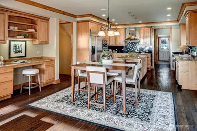 514 205th Avenue NE, Sammamish, WA 98074 - Photo 10