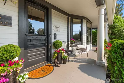 317 Avenue B, Snohomish, WA 98290 - Photo 2