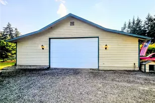 5918 256th St E, Graham, WA 98338 - Photo 16
