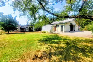5918 256th St E, Graham, WA 98338 - Photo 32