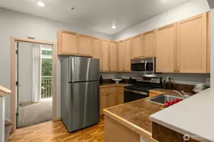 13005 64th Ave S, Seattle, WA 98178 - Photo 10