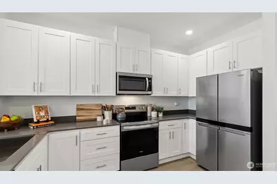 16830 20th Avenue W #A1, Lynnwood, WA 98037 - Photo 6