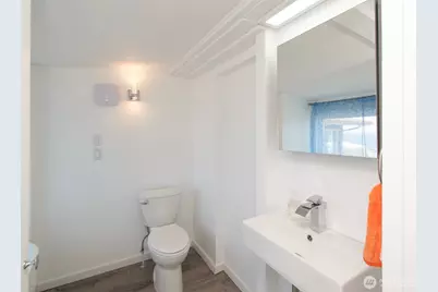 739 W Fourth Street, Port Angeles, WA 98363 - Photo 22