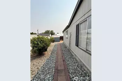 1137 Foothills Lane #19, Wenatchee, WA 98801 - Photo 2