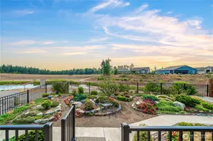 18220 153rd St E, Bonney Lake, WA 98391 - Photo 2
