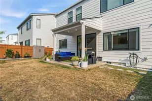 15310 204th Ave E, Bonney Lake, WA 98391 - Photo 38
