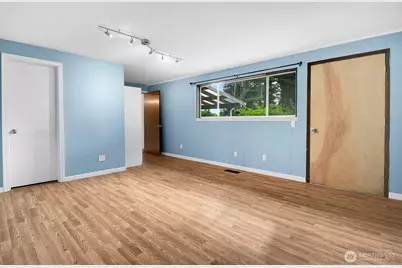 2528 166th Avenue NE, Bellevue, WA 98008 - Photo 8