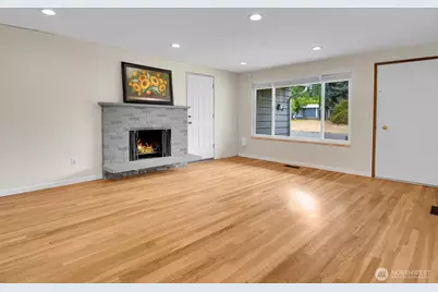 2528 166th Avenue NE, Bellevue, WA 98008 - Photo 4