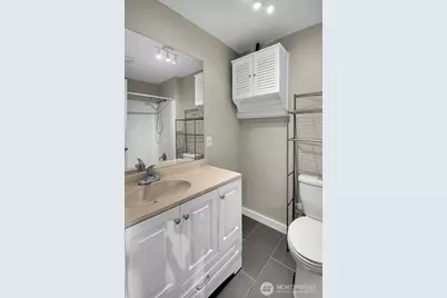 2528 166th Avenue NE, Bellevue, WA 98008 - Photo 10