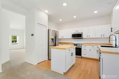 5914 Elizabeth Avenue SE, Auburn, WA 98092 - Photo 6