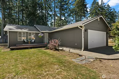 16015 10th Avenue E, Tacoma, WA 98445 - Photo 1