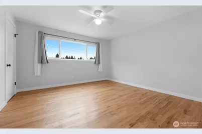 3811 SW 105th Street, Seattle, WA 98146 - Photo 12