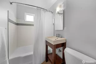 3811 SW 105th St, Seattle, WA 98146 - Photo 16