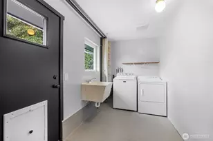 3811 SW 105th St, Seattle, WA 98146 - Photo 18