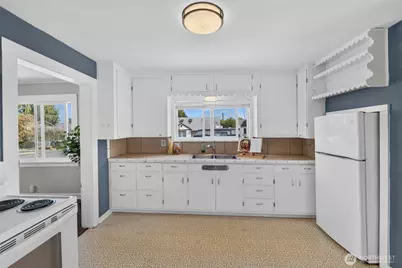 903 S Albert Street, Port Angeles, WA 98362 - Photo 10