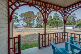 1209 NE Leisure St, Coupeville, WA 98239 - Photo 4