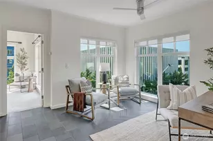 17 W Mercer St, Seattle, WA 98119 - Photo 20