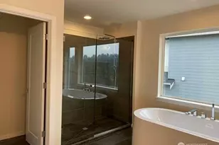 16310 26th St E, Lake Tapps, WA 98391 - Photo 28