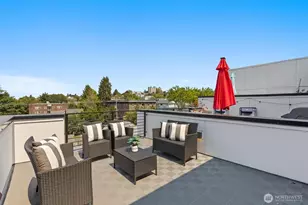222 10th Ave E, Seattle, WA 98102 - Photo 28