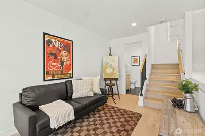 222 10th Avenue E #D, Seattle, WA 98102 - Photo 12