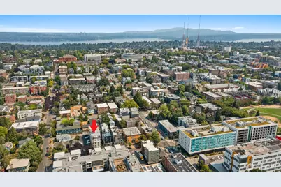 222 10th Avenue E #D, Seattle, WA 98102 - Photo 32