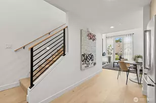 222 10th Ave E, Seattle, WA 98102 - Photo 10