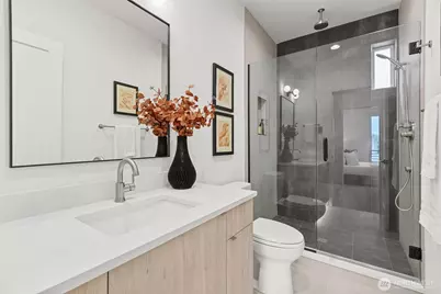 222 10th Avenue E #D, Seattle, WA 98102 - Photo 20