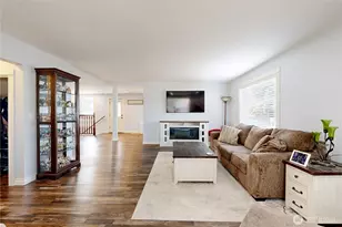 529 SW 1st, College Place, WA 99324 - Photo 2