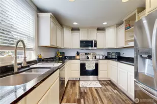 529 SW 1st, College Place, WA 99324 - Photo 8