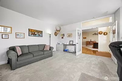 911 E Pacificview Drive, Bellingham, WA 98229 - Photo 32